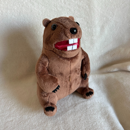 Seth the Screaming Groundhog - built in sound